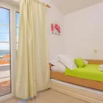 Four-bedroom In Ferienhaus