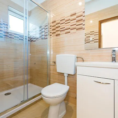 Four-bedroom In Сasa de vacaciones *